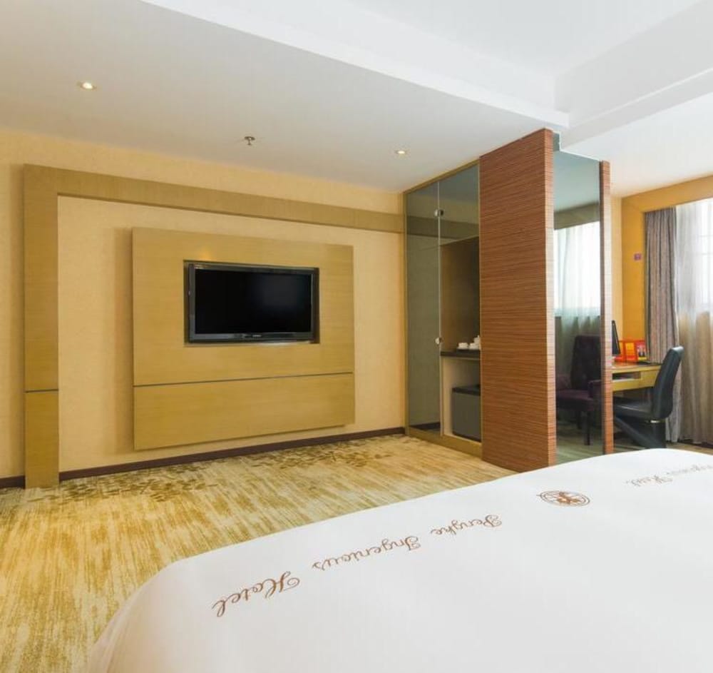 Pengker Deluxe Collection Hotel 4/30