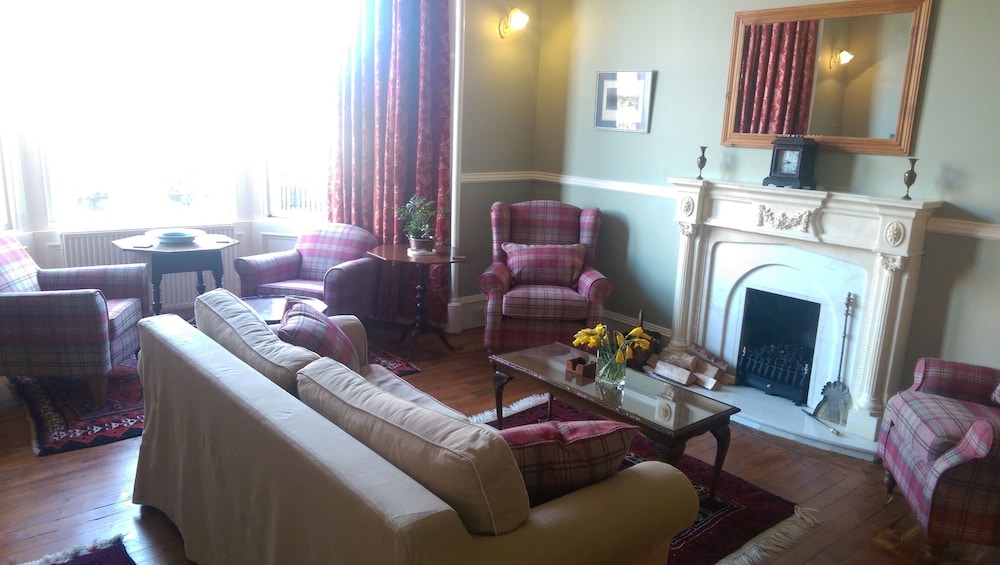 Lochinver Guest House 37/57