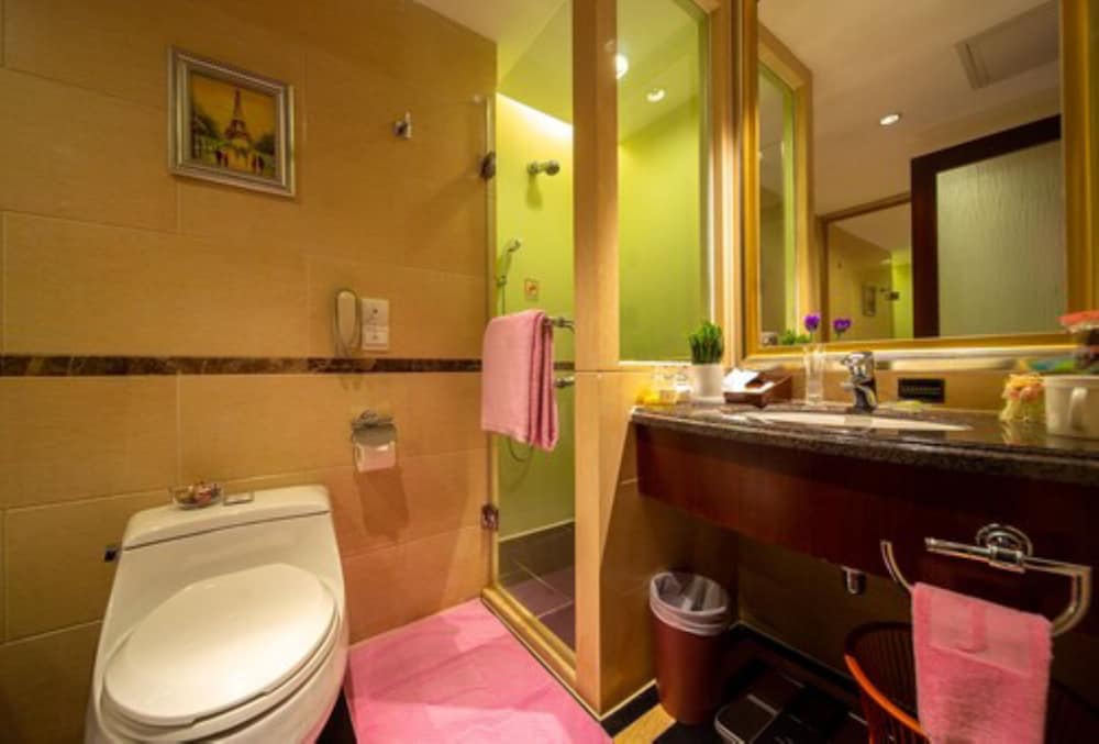 GRAND INTERNATIONAL HOTEL 46/46