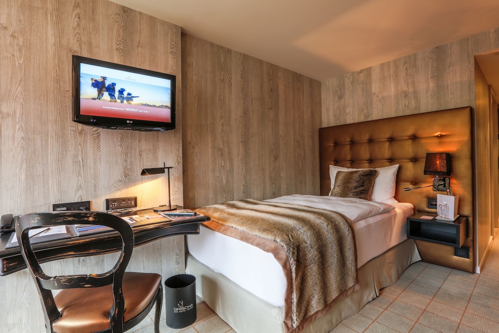 Grischa Das Hotel Davos 25/45