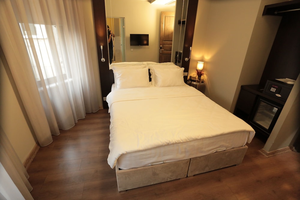 Ferman Pera Hotel 15/65