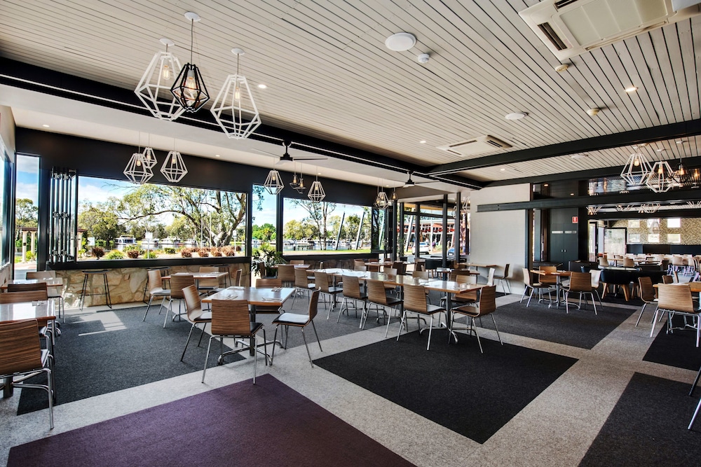Berri Hotel 45/63