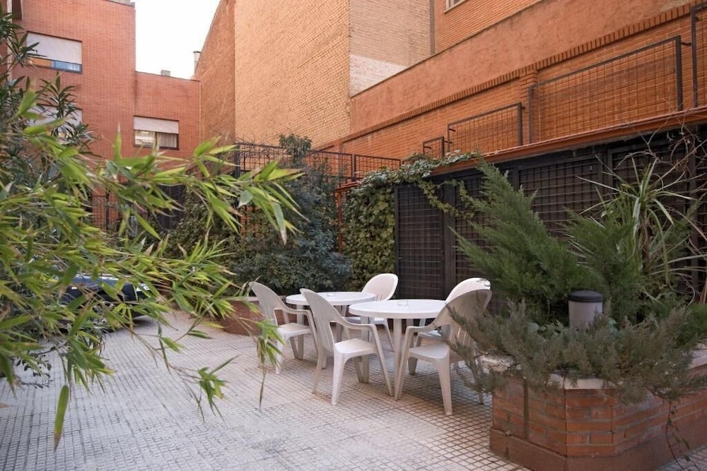 ESPAHOTEL PLAZA BASILICA 27/30
