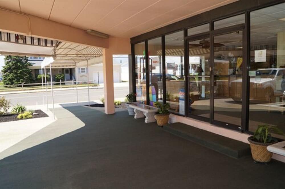 Beau Rivage Beach Resort 11/58