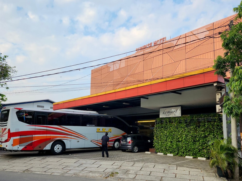 Sunrise Hotel Semarang 18/20