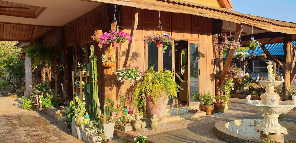 Wangnamkhao Resort 27/63