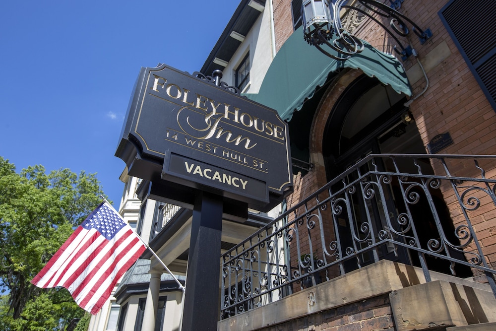 Foley House Inn 3/75