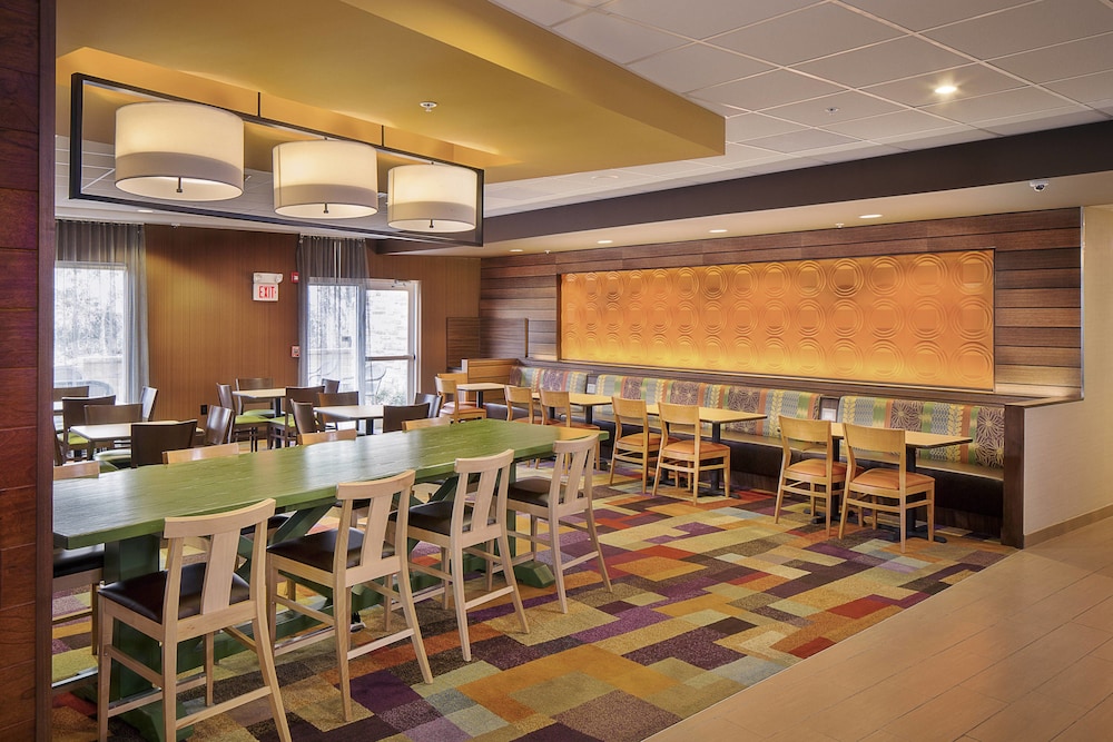 Fairfield Inn And Suites Monaca 25/35