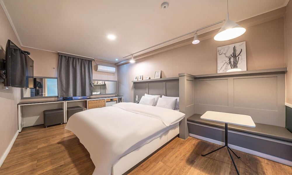 Sintanjin Hotel Box Daejeon 14/50