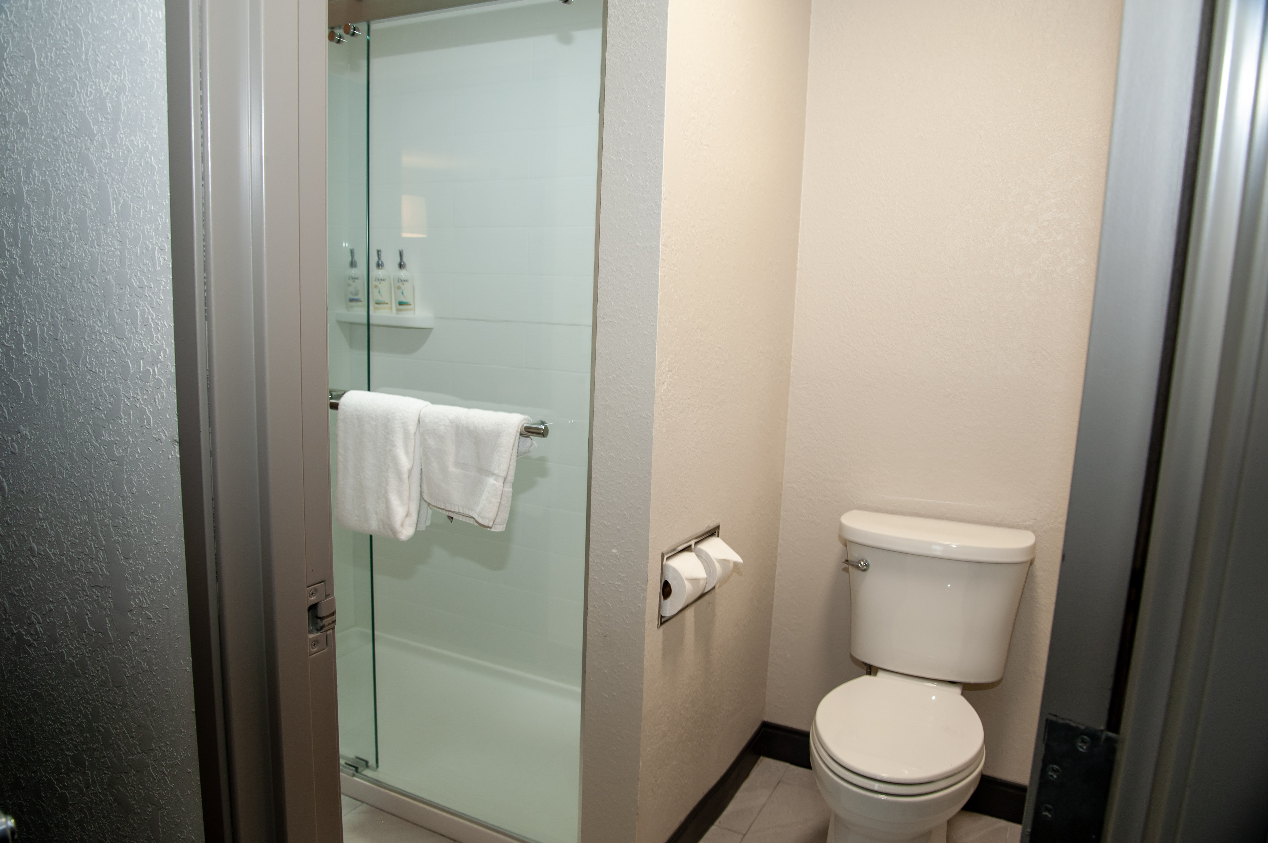 Holiday Inn Express Tucson Airport 70/75