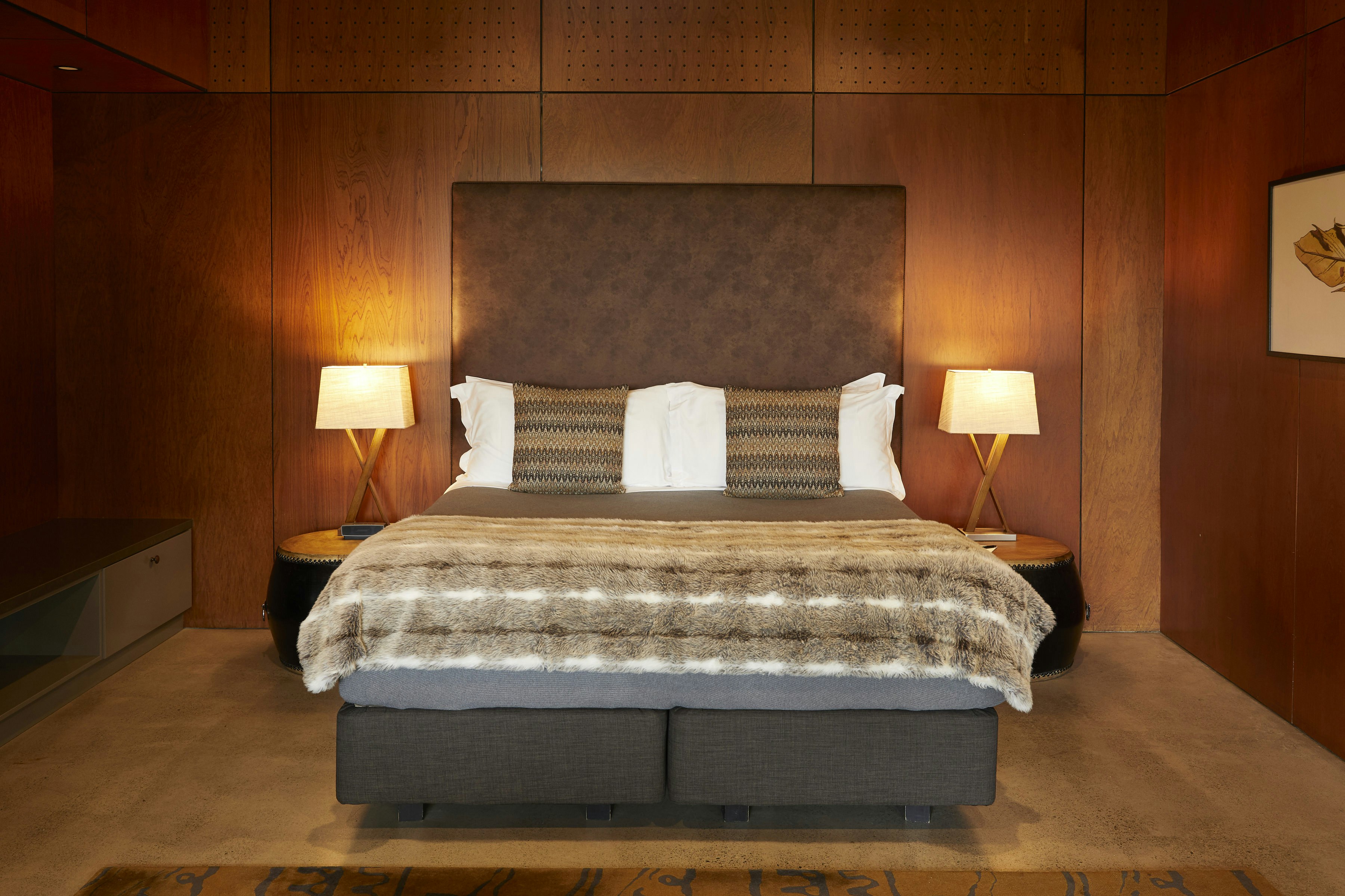 Lodge, Suite
