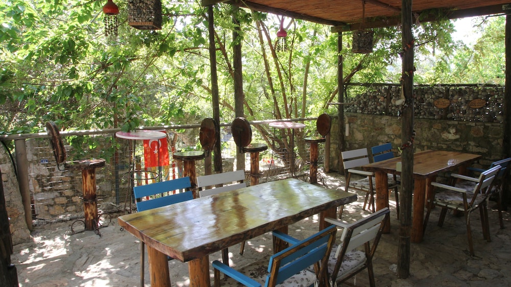 Eski Datca Pansiyon Cafe 38/50