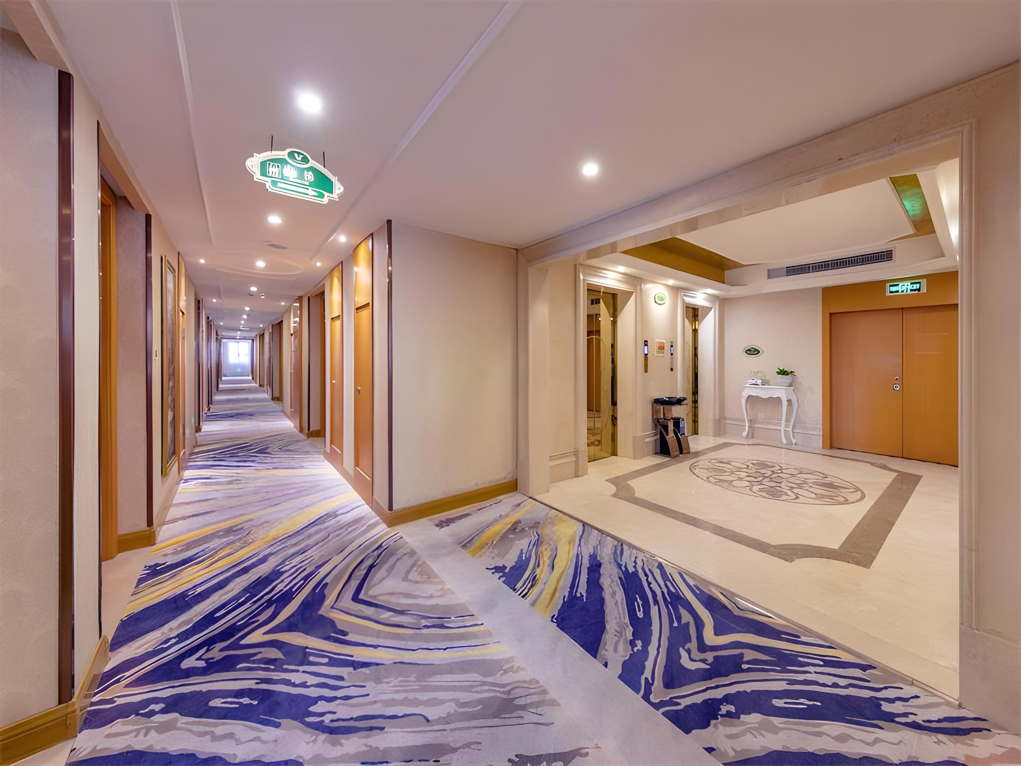 Vienna International Hotel (Fuzhou Shudou Metro Station) 26/38