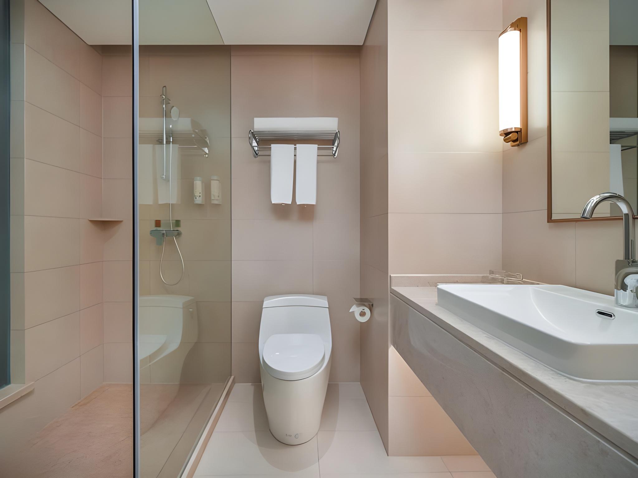 Vienna Hotel(Wanda store, Honggutan, Nanchang) 35/35