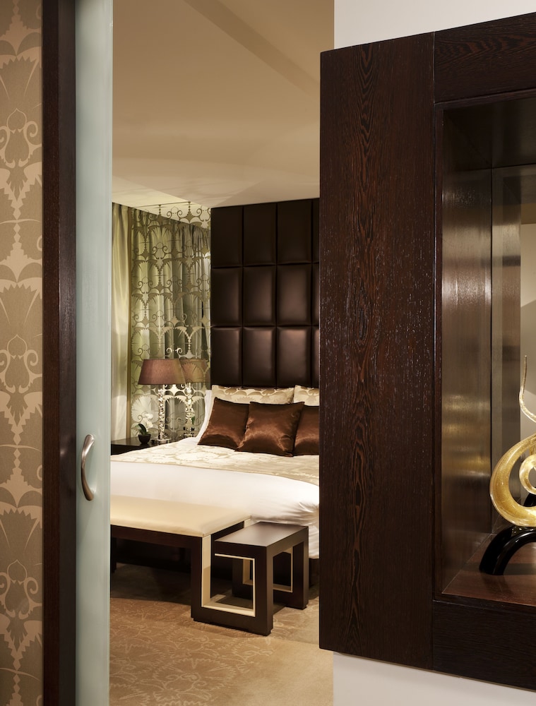 فندق الفيصلية(Mandarin Oriental Al Faisaliah Riyadh) 88/100