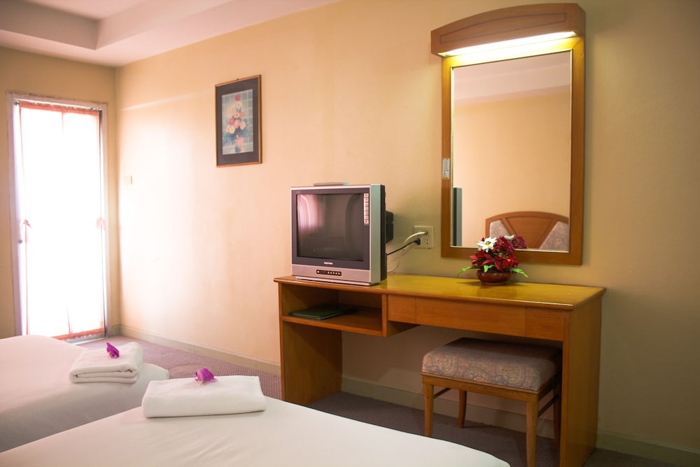 BCP Hotel, Ban Chang Rayong 25/50