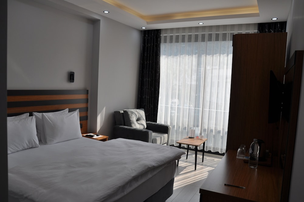 Cabana Boutique Hotel & Cafe 6/35