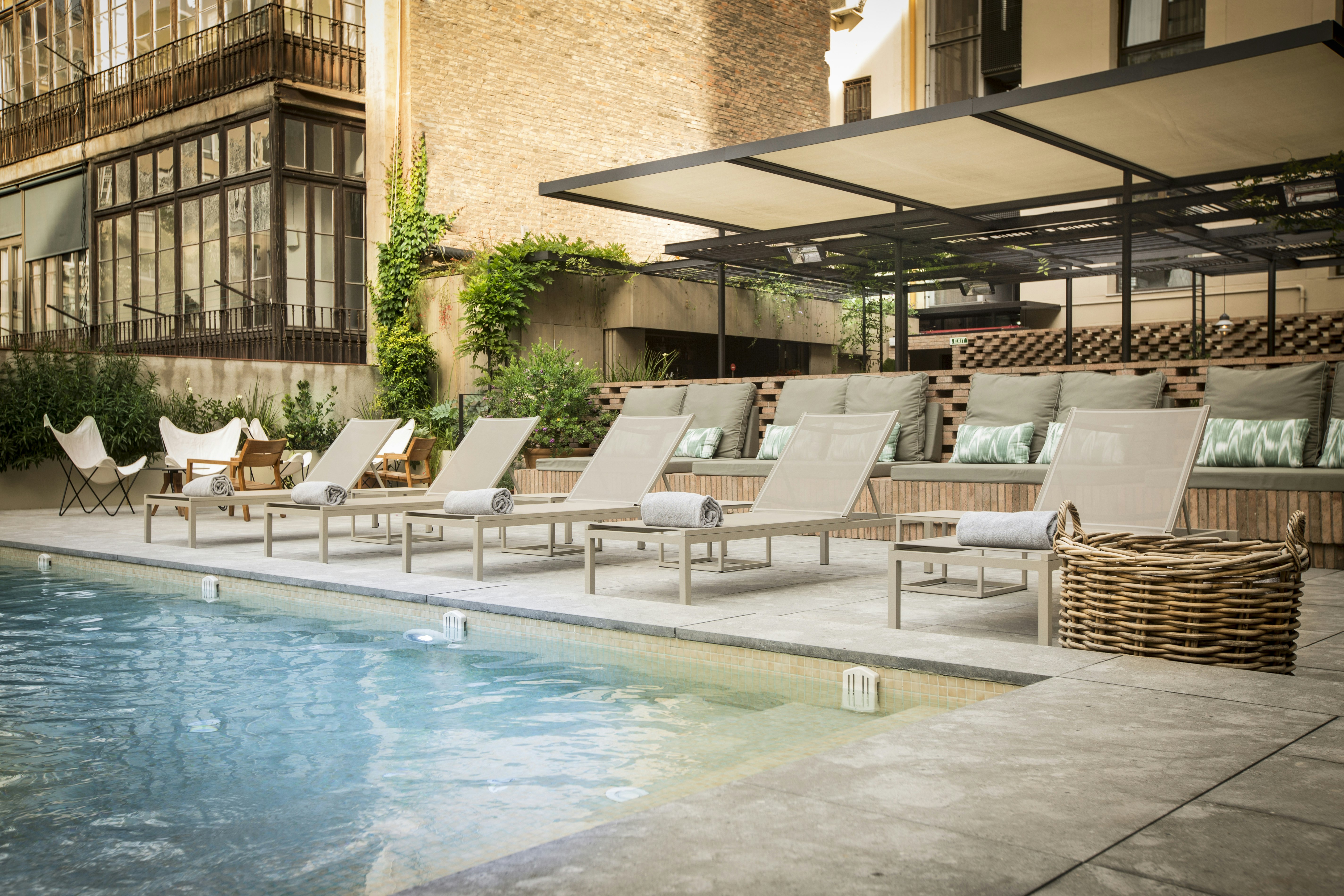 Alexandra Barcelona Hotel Curio Collection By Hilton 51/90