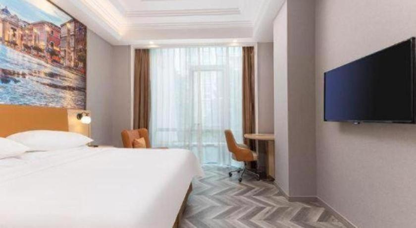 Vienna Hotel (Suzhou Jinji Lake) 19/50