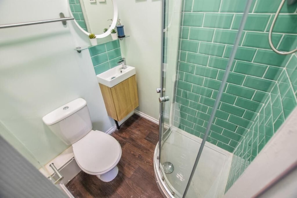 OYO Regency Guest House Manchester North 40/43