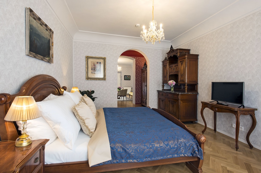 Boutique Hotel Constans 12/50