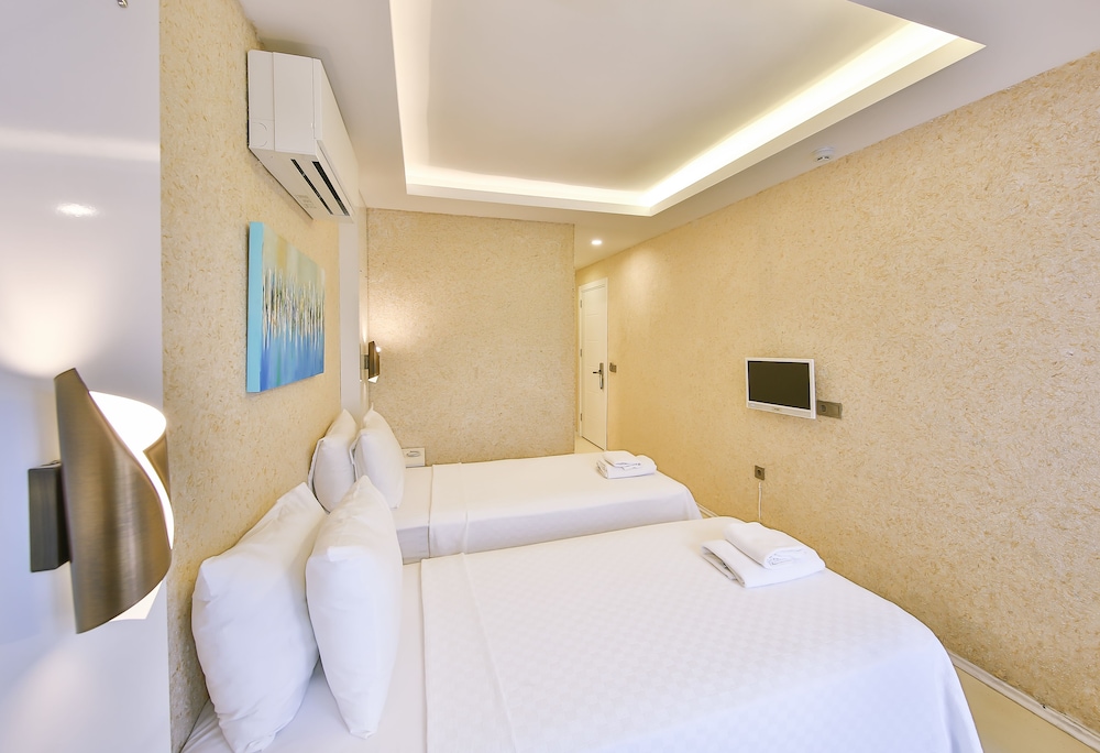 Hotel No37 13/47
