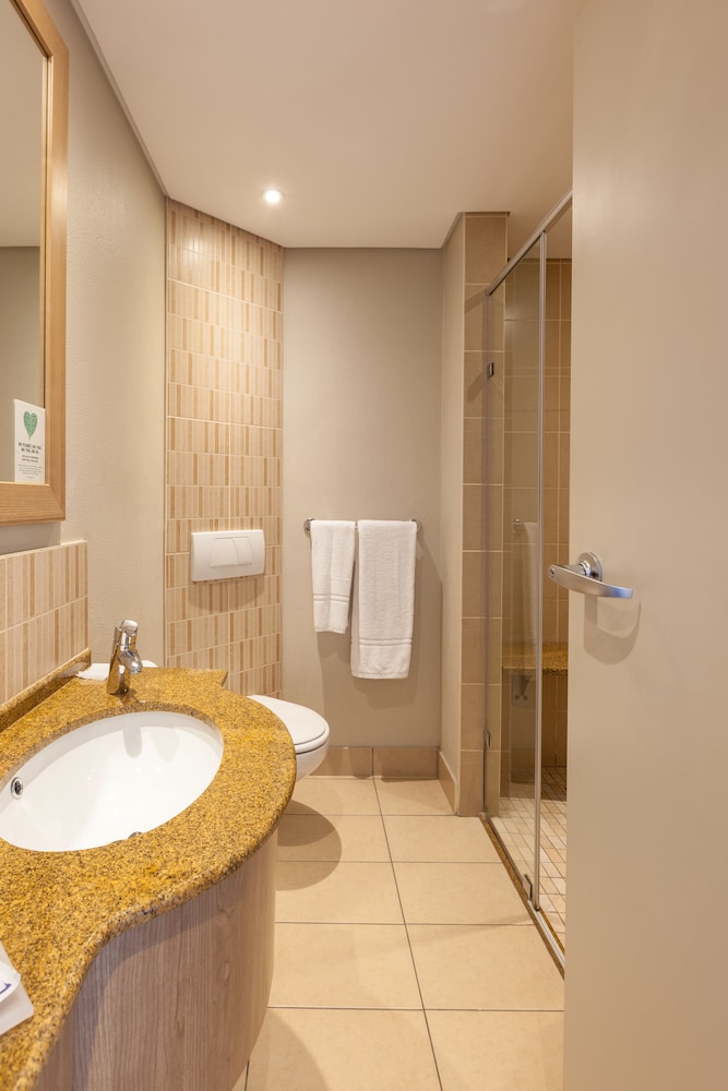 Town Lodge Gqeberha 14/50