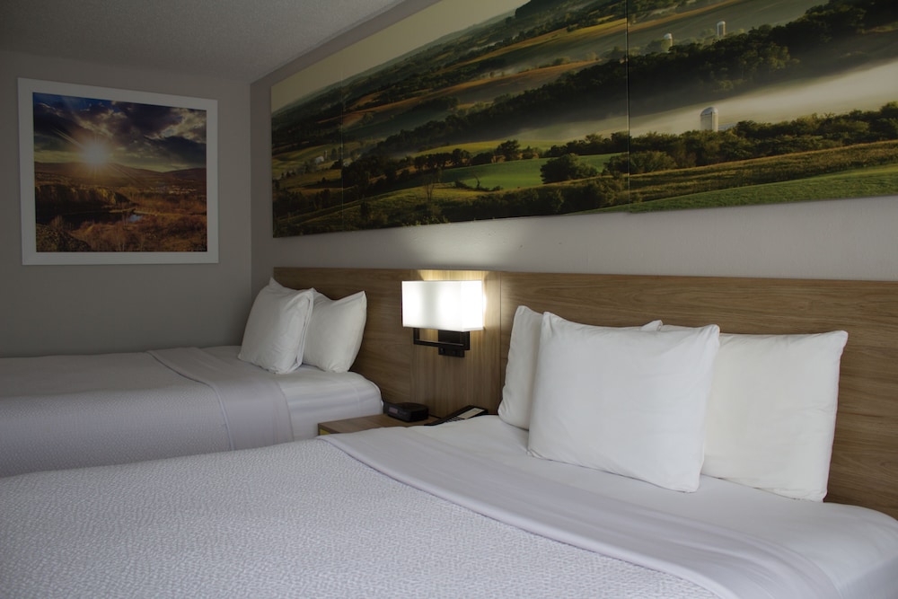 Days Inn by Wyndham Colby 16/32