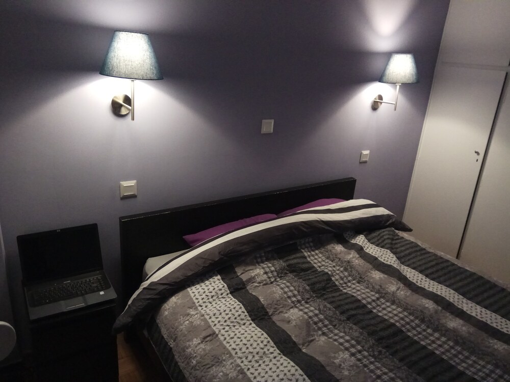 Grandma Vasiliki Rooms To Let 22/55
