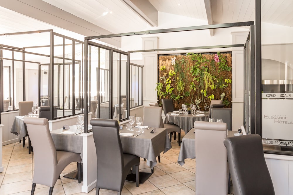 HOTEL RESTAURANT & SPA(FORMERLY PLAISIR PLAISIR) 38/50