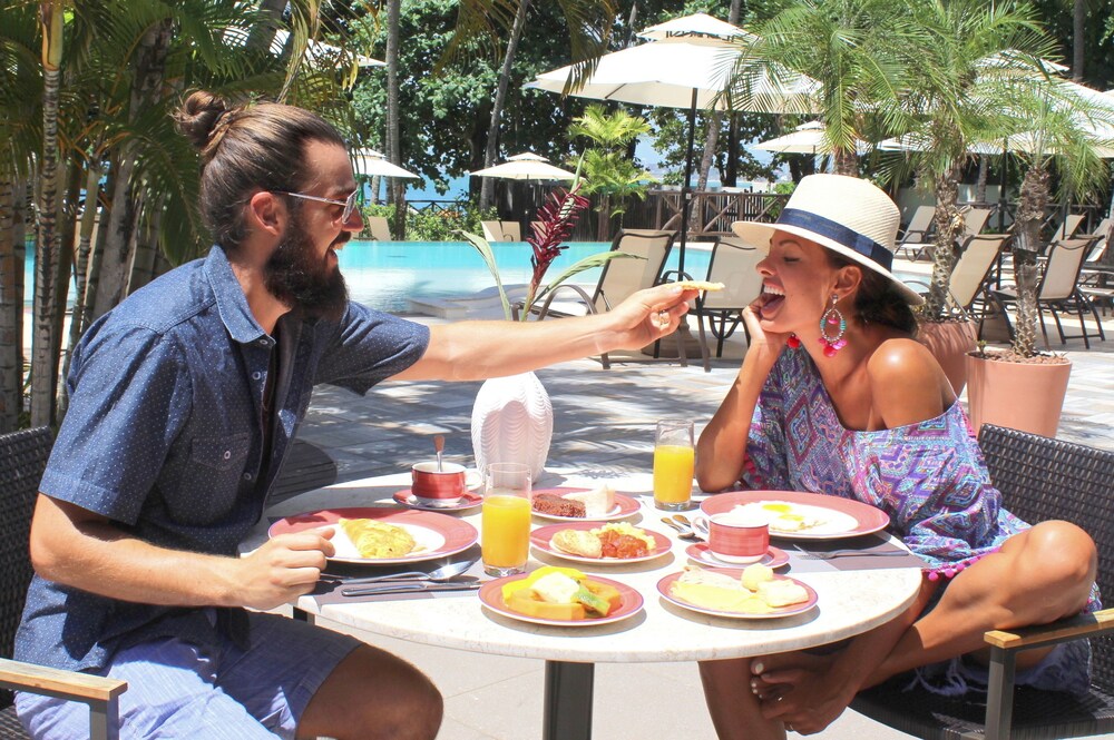 Iara Beach Hotel 45/60