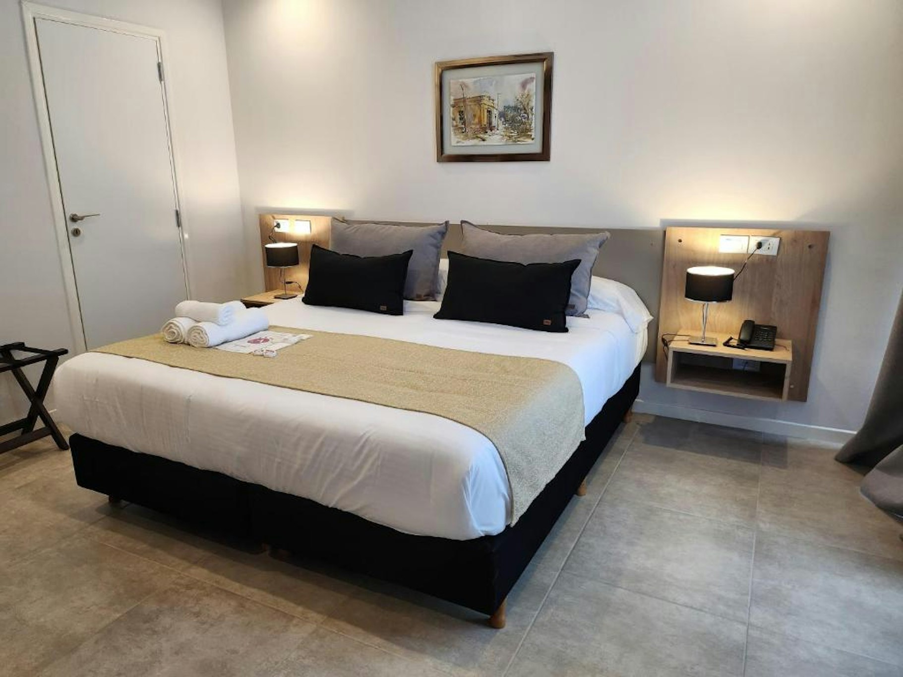 Amerian Rio Cuarto Apart & Suites 7/23