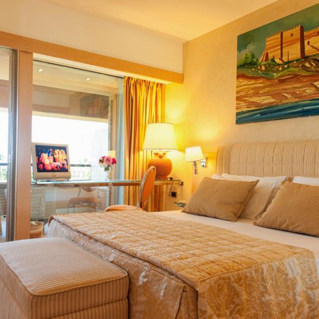 غرفة سوبيريور بسرير مزدوج بإطلالة على المسبح، Acacia Resort 3/3