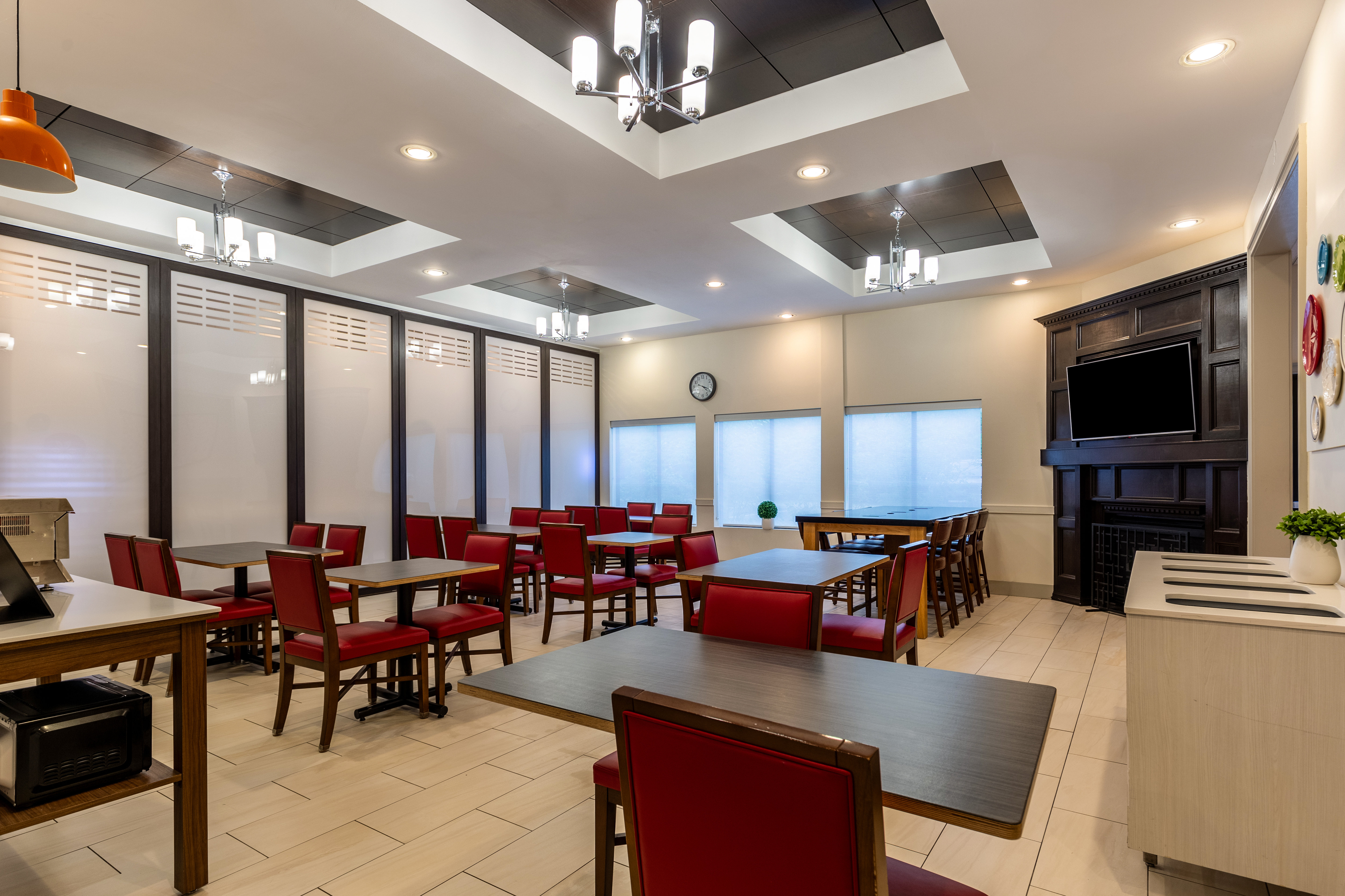 Holiday Inn Express Hotel & Suites Newton Sparta 23/44
