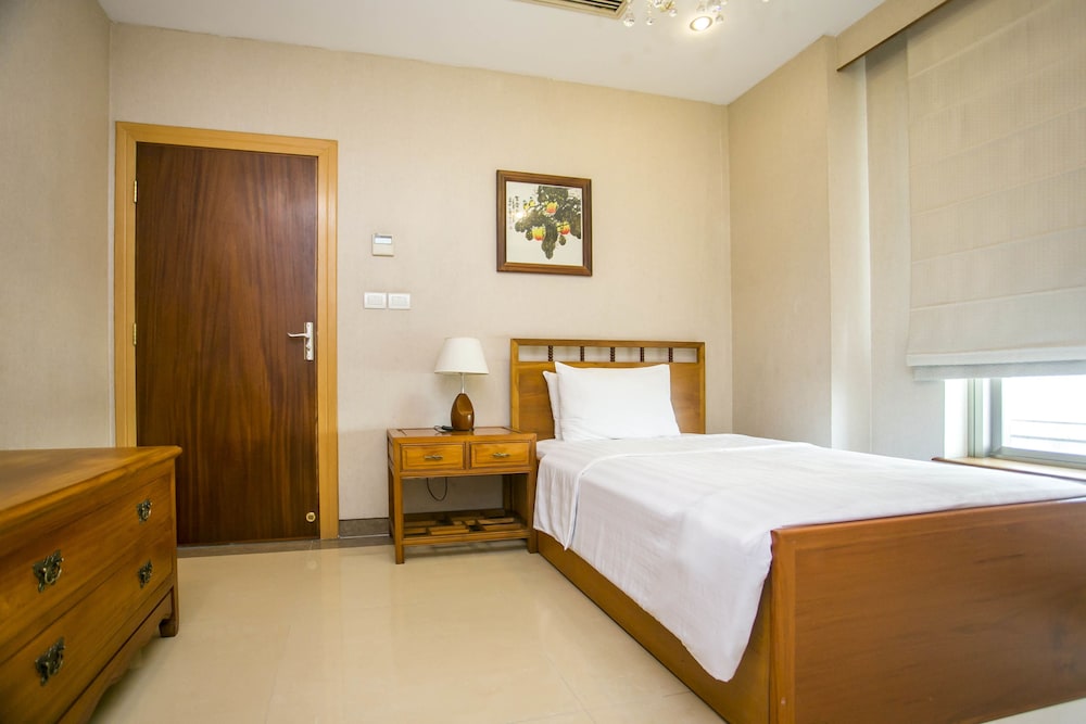 Lagos Oriental Hotel 16/74