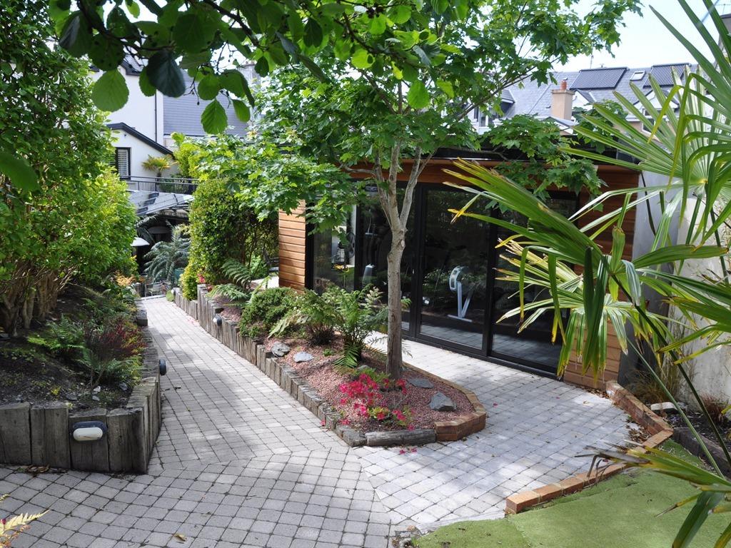 Quinlan & Cooke Boutique Townhouse 20/27