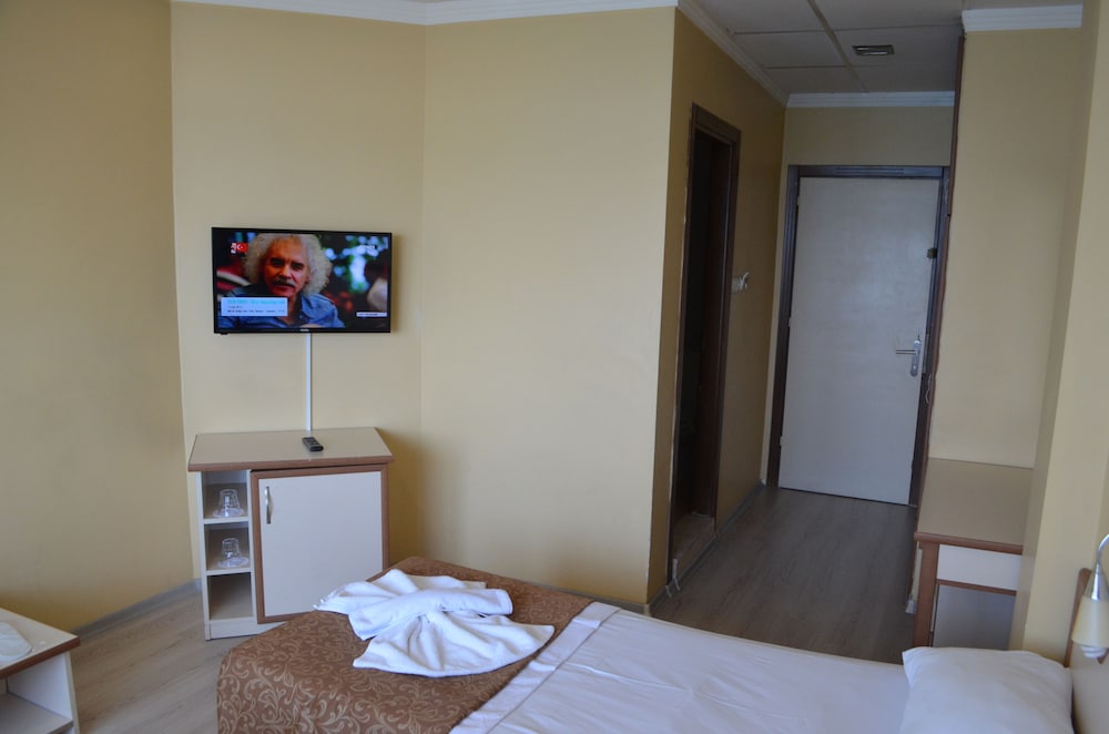 Ayvalik Palas Hotel 10/45