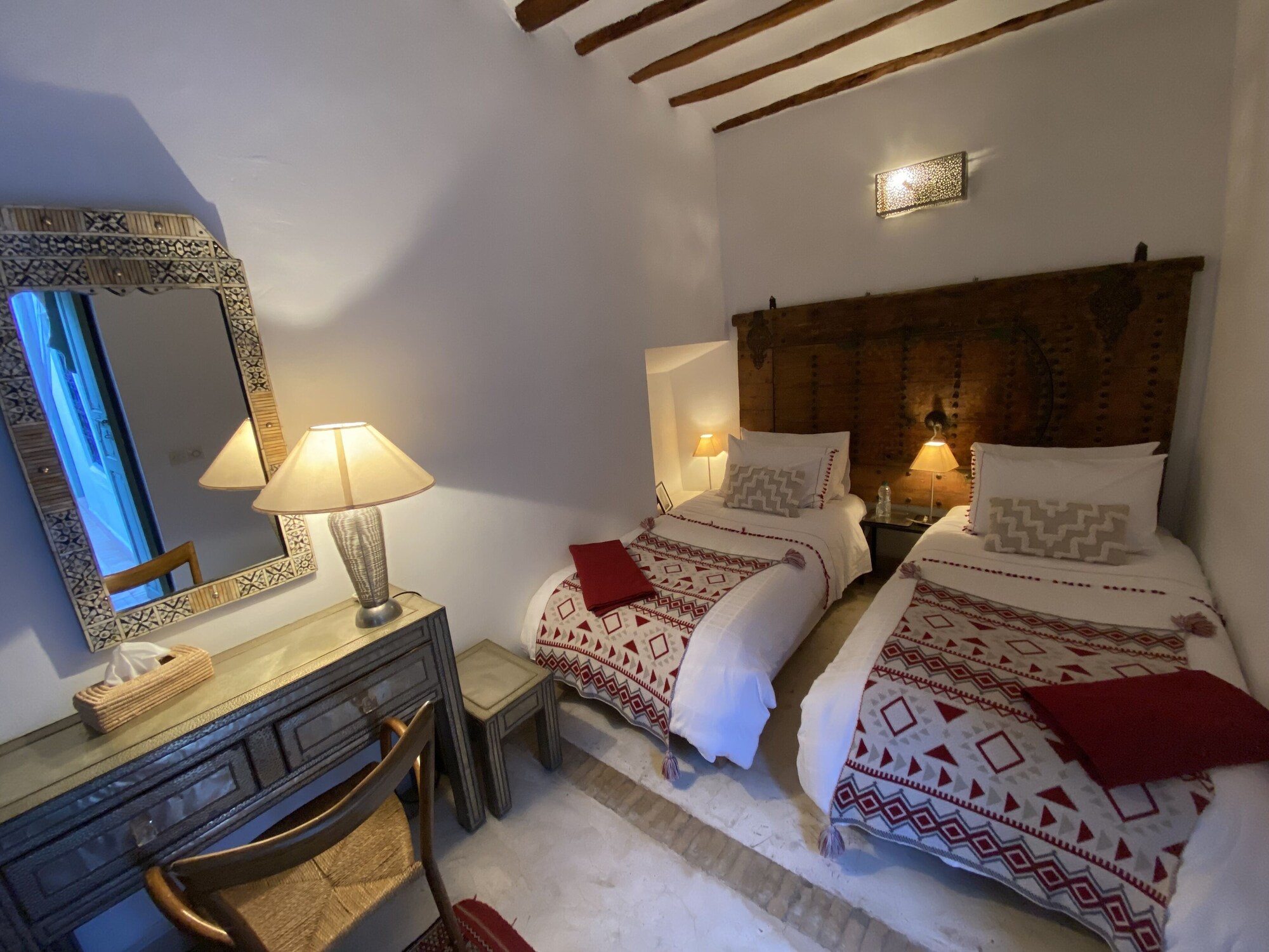 1 BEDROOM, SUPERIOR, TWIN BEDS