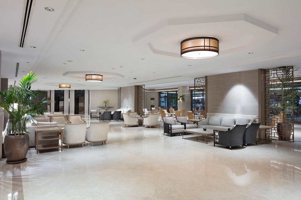 Mirage Park Resort Hotel 13/79