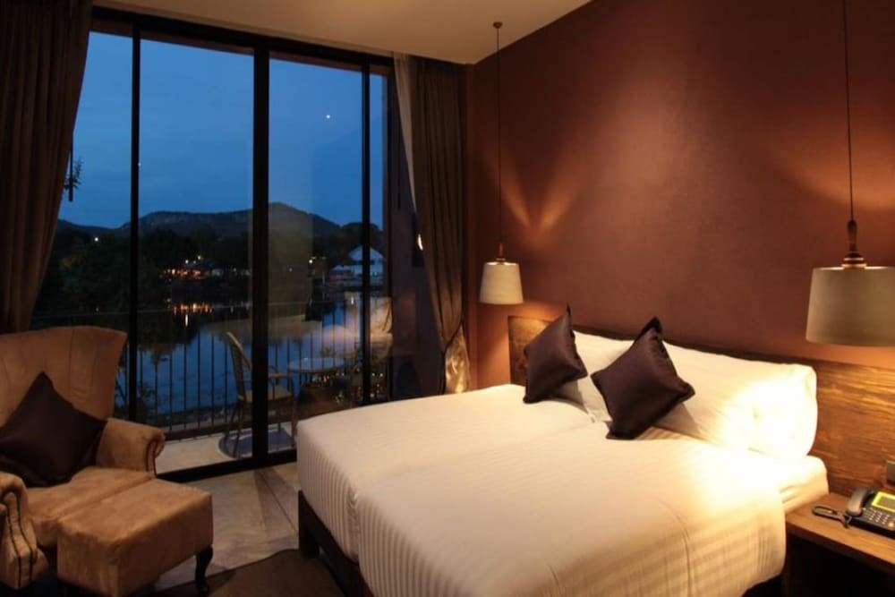 The Glory River Kwai Hotel 22/50