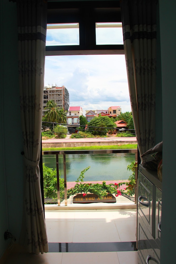 Dong Nguyen Homestay Riverside 34/36