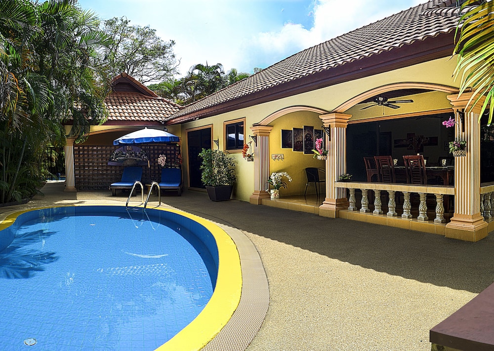 Coconut Paradise Villas 41/50