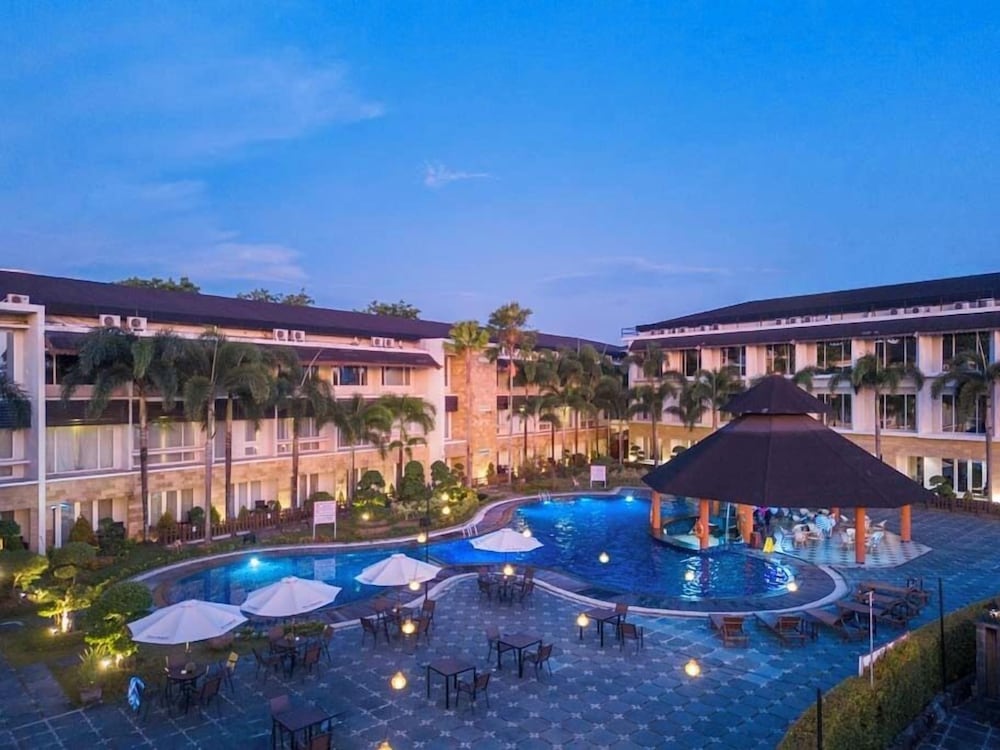 SWISS-BELHOTEL BORNEO BANJARMASIN 62/64