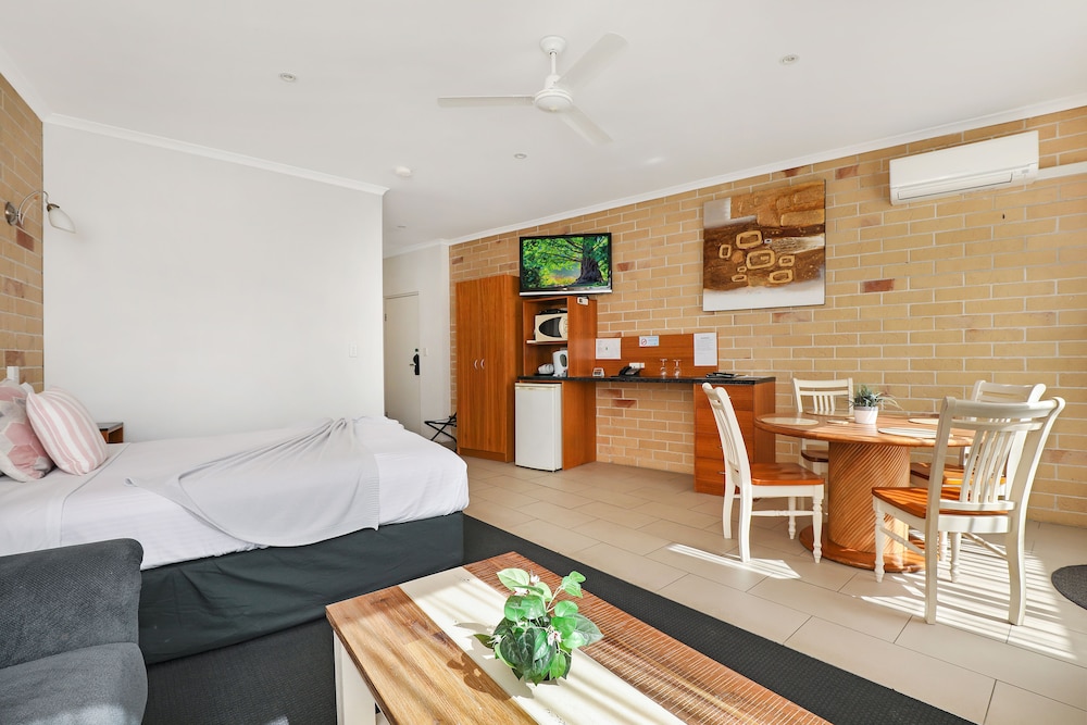 Caboolture Riverlakes Motel 32/66