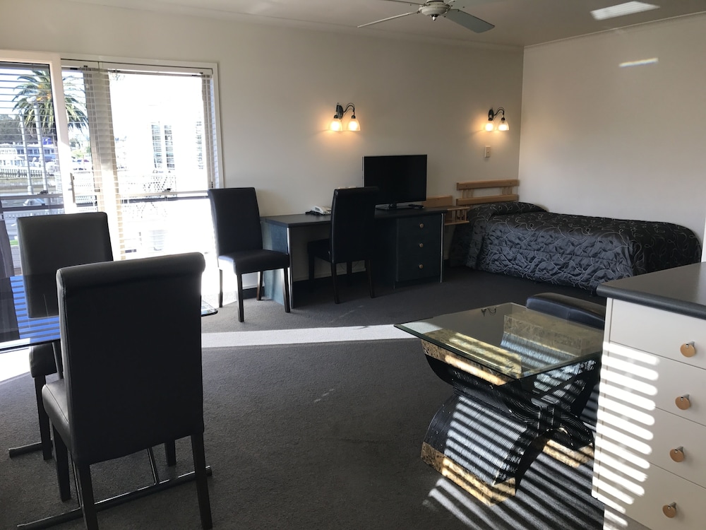 Pacific Harbour Motor Inn, Gisborne 36/51