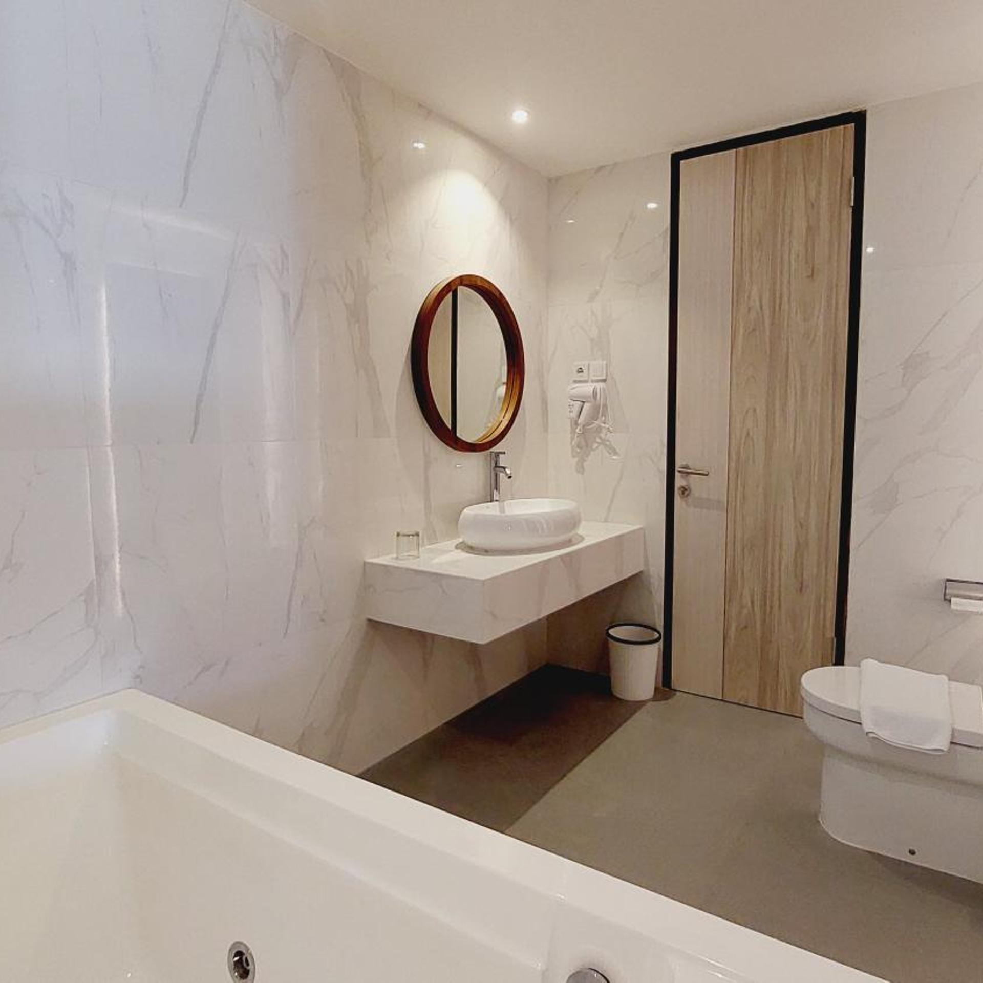 SIP Azana Hotel Jayapura 50/50