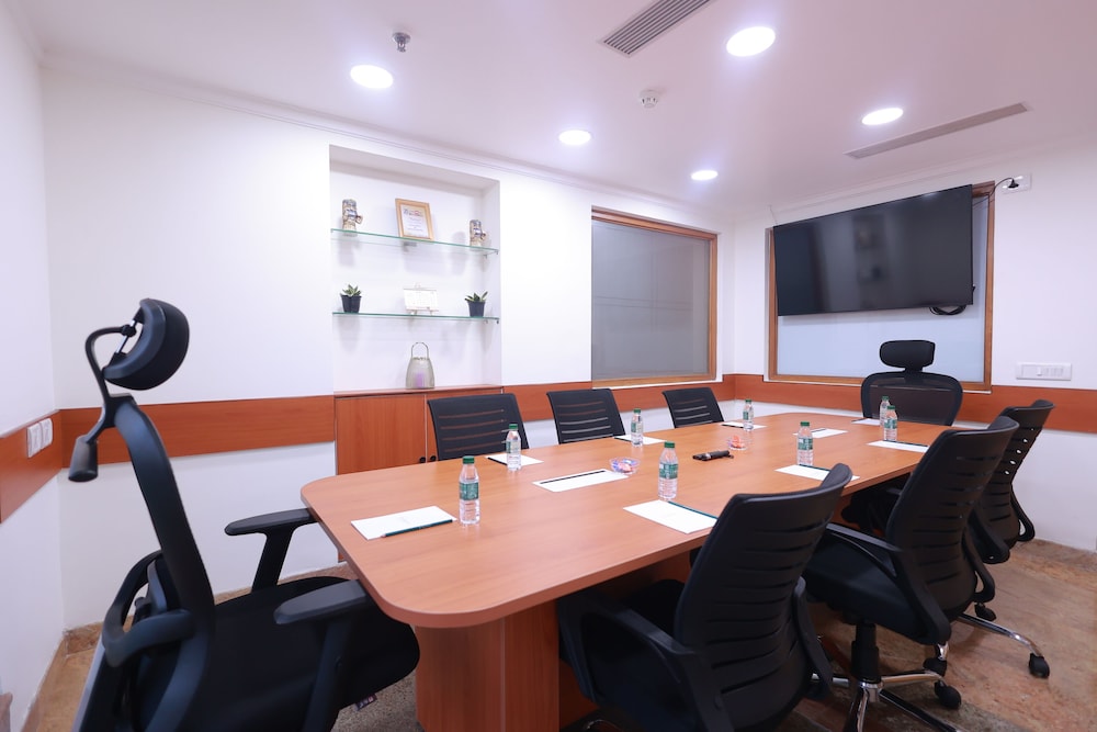 SAVOY SUITES Noida 27/34