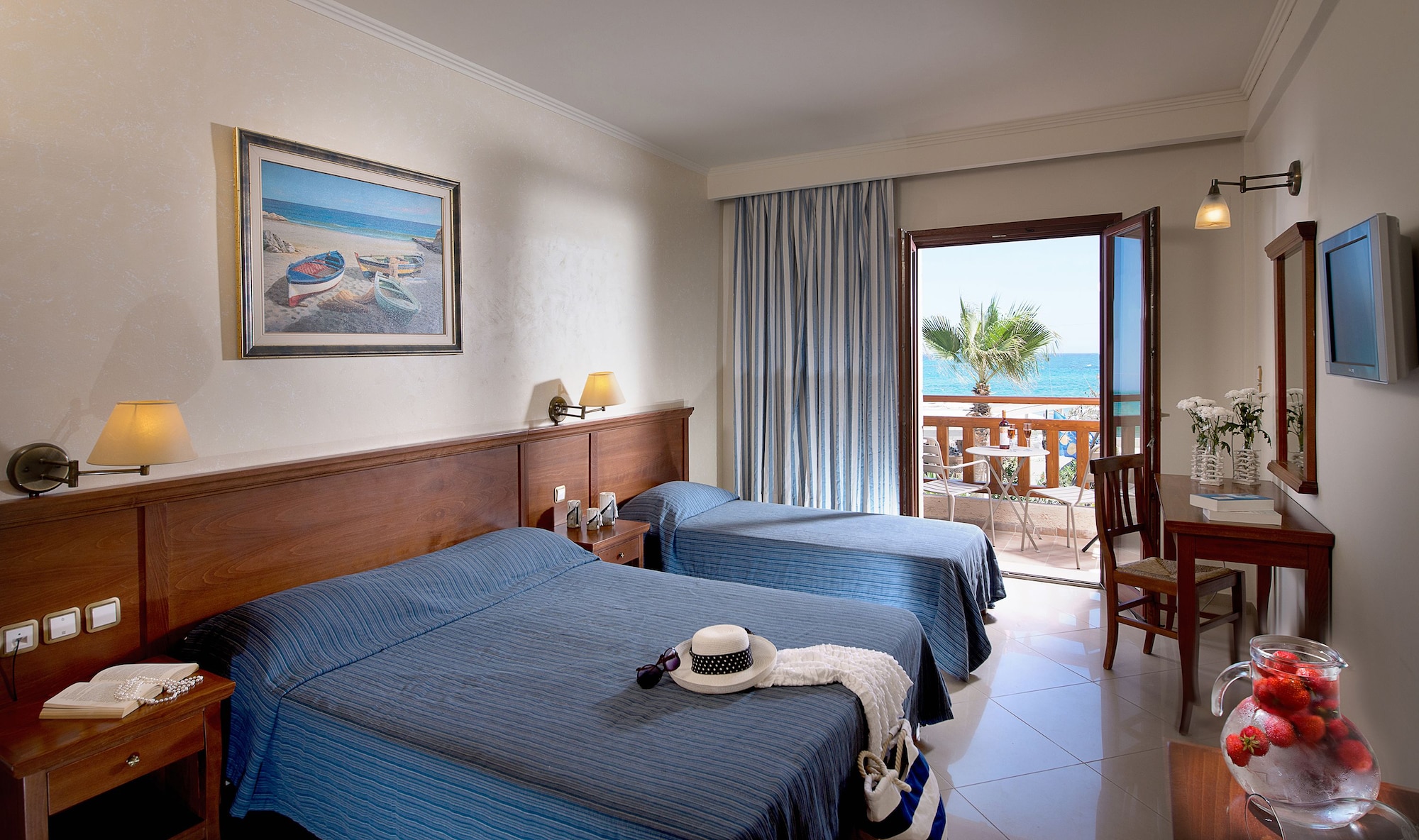 2 BEDROOMS, FAMILY, 2 DOUBLE BEDS