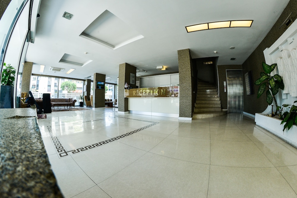 Wox Ew Hotel 9/56