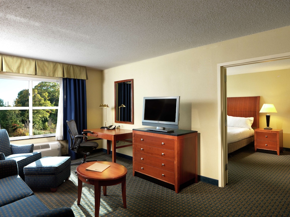 Hilton Garden Inn Milford 24/49